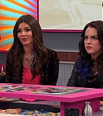 Victorious_S03E06_ToriJadesPlaydate_VJBR_2005.jpg