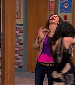 Victorious_S03E07_AprilFoolsBlank_VJBR_1964.jpg