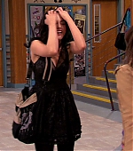 Victorious_S03E07_AprilFoolsBlank_VJBR_1971.jpg