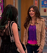 Victorious_S03E07_AprilFoolsBlank_VJBR_1982.jpg