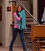 Victorious_S03E08_DrivingToriCrazy_VJBR_0022.jpg