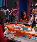 Victorious_S03E09_HowTrinaGotIn_VJBR_0096.jpg