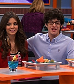 Victorious_S03E09_HowTrinaGotIn_VJBR_0131.jpg