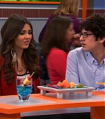 Victorious_S03E09_HowTrinaGotIn_VJBR_0149.jpg