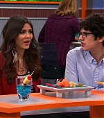 Victorious_S03E09_HowTrinaGotIn_VJBR_0150.jpg