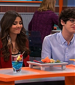 Victorious_S03E09_HowTrinaGotIn_VJBR_0162.jpg