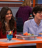 Victorious_S03E09_HowTrinaGotIn_VJBR_0163.jpg