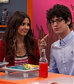 Victorious_S03E09_HowTrinaGotIn_VJBR_0346.jpg