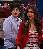 Victorious_S03E09_HowTrinaGotIn_VJBR_0396.jpg