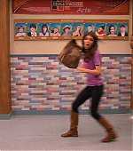 Victorious_S03E09_HowTrinaGotIn_VJBR_0543.jpg