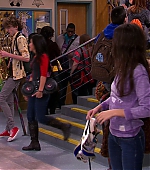 Victorious_S03E12_CrazyPonnie_VJBR_0101.jpg