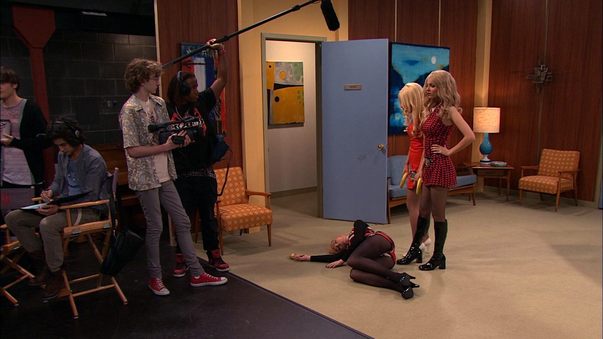 Victorious_S03E13_TheBlondeSquad_VJBR_0134.jpg