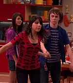 Victorious_S01E01_Pilot_VJBR_0124.jpg