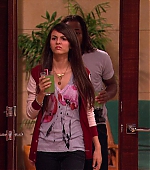 Victorious_S01E01_Pilot_VJBR_0405.jpg