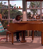 Victorious_S01E01_Pilot_VJBR_0480.jpg