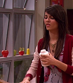 Victorious_S01E01_Pilot_VJBR_0506.jpg