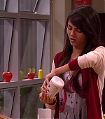 Victorious_S01E01_Pilot_VJBR_0508.jpg