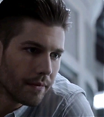 VJBR-EyeCandy-1x04-YOLO0377.jpg