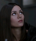 VJBR-EyeCandy-1x04-YOLO0450.jpg