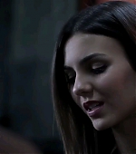 VJBR-EyeCandy-1x04-YOLO0650.jpg