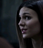 VJBR-EyeCandy-1x04-YOLO0670.jpg