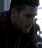 VJBR-EyeCandy-1x04-YOLO1434.jpg