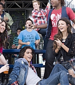 Victorious_S1OpeningCredits_285429.jpg