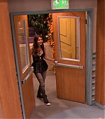 Victorious_S01E02_TheBirdScene_VJBR_0467.jpg