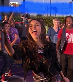 Victorious_S01E02_TheBirdScene_VJBR_0514.jpg