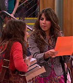 Victorious_S01E02_TheBirdScene_VJBR_0133.jpg