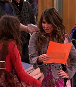 Victorious_S01E02_TheBirdScene_VJBR_0141.jpg