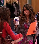 Victorious_S01E02_TheBirdScene_VJBR_0155.jpg