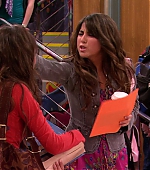 Victorious_S01E02_TheBirdScene_VJBR_0159.jpg