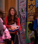 Victorious_S01E02_TheBirdScene_VJBR_0162.jpg