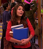 Victorious_S01E02_TheBirdScene_VJBR_0174.jpg