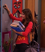 Victorious_S01E02_TheBirdScene_VJBR_0213.jpg