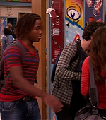 Victorious_S01E02_TheBirdScene_VJBR_0226.jpg