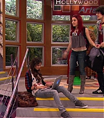 Victorious_S01E04_TheBirthweekSong_VJBR_0096.jpg