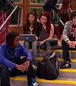 Victorious_S01E04_TheBirthweekSong_VJBR_0202.jpg