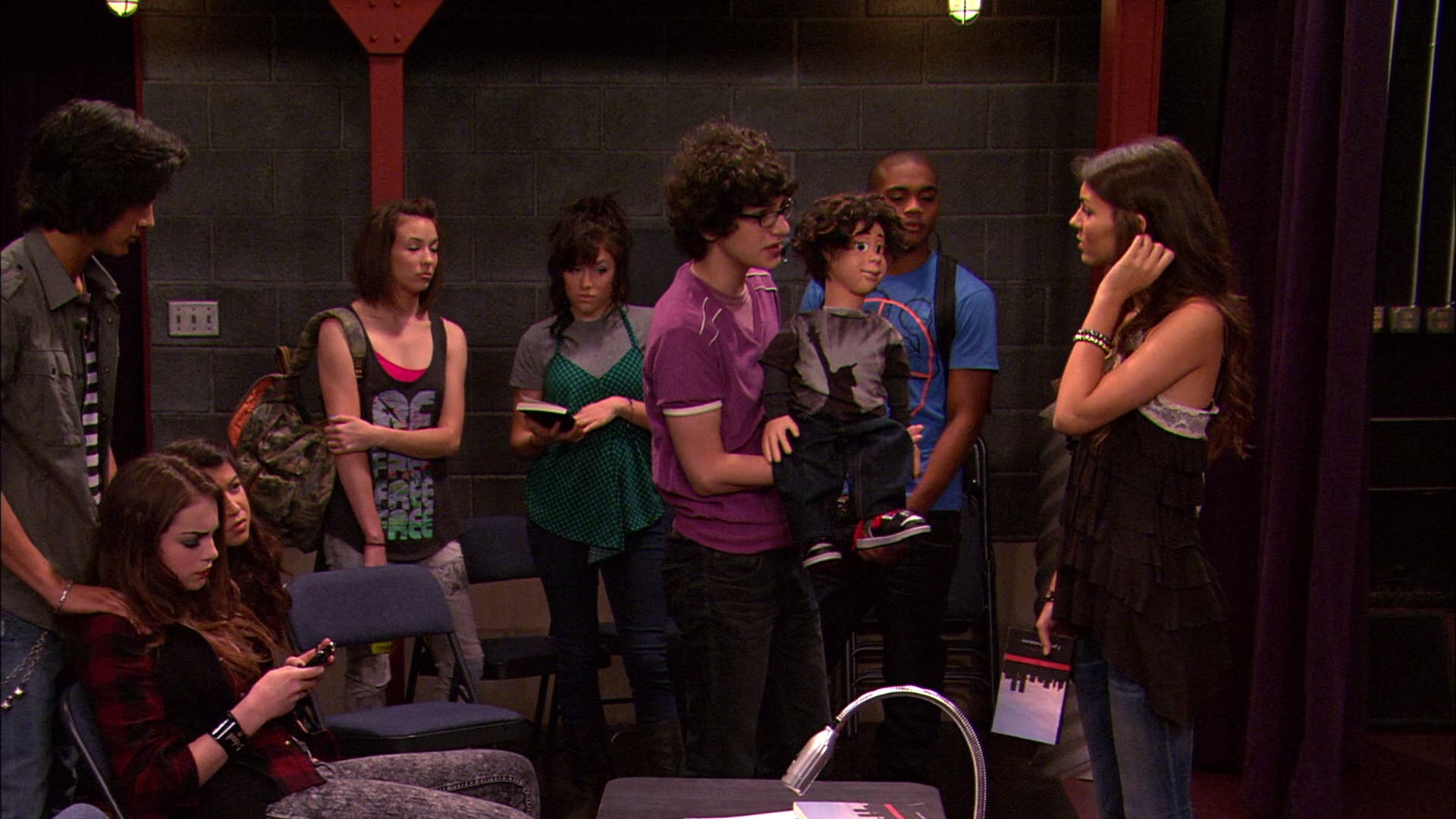 Victorious_S01E06_ToriTheZombie_VJBR_0377.jpg