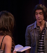 Victorious_S01E06_ToriTheZombie_VJBR_0155.jpg