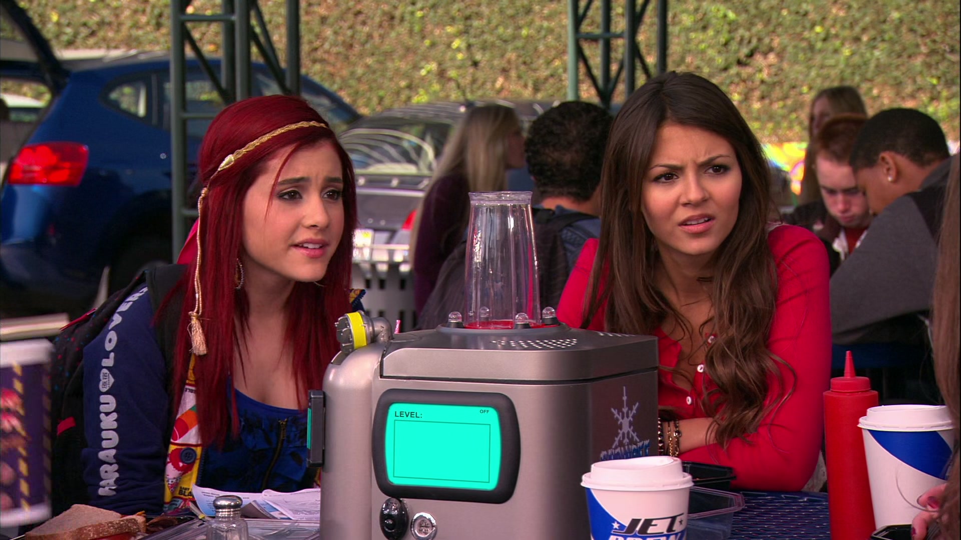 Victorious_S01E07_Robarazzi_VJBR_0102.jpg