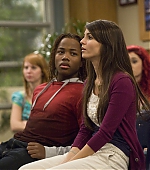 Victorious_1x01_Stills_VJBR_282229.jpg