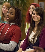 Victorious_1x01_Stills_VJBR_282429.jpg