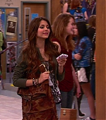 Victorious_S01E11_TheGreatPingPongScam_VJBR_0045.jpg