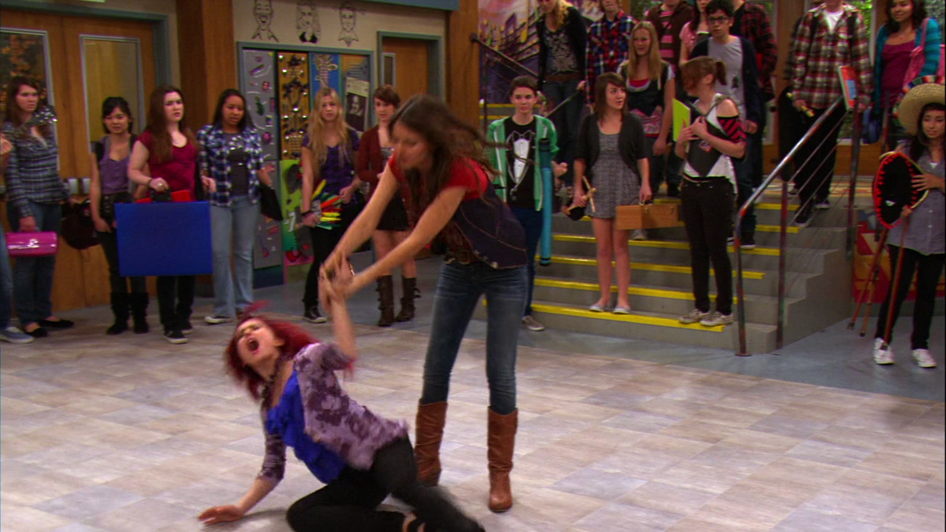 Victorious_S01E12_CatsNewBoyfriend_VJBR_2738.jpg