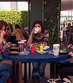 Victorious_S01E12_CatsNewBoyfriend_VJBR_0988.jpg