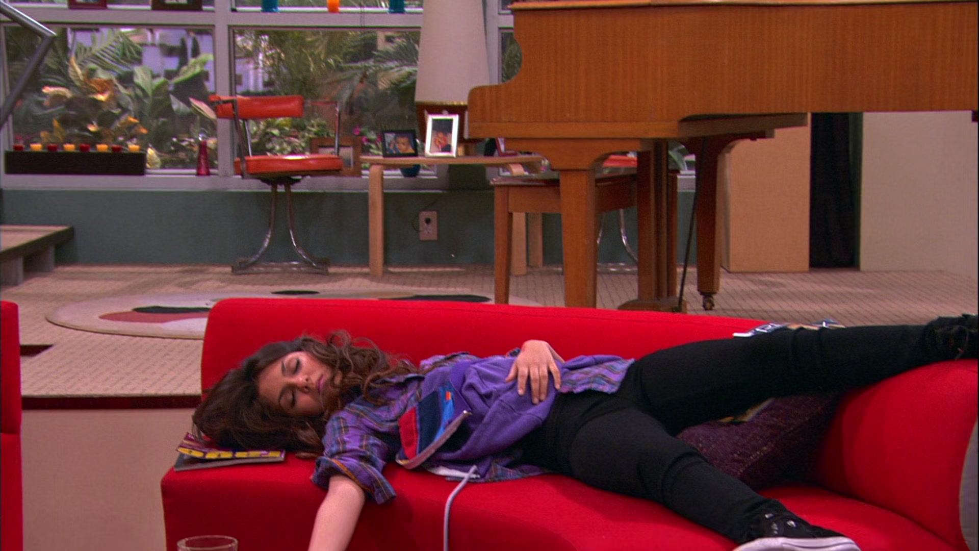 Victorious_S01E13_E14_FreakTheFreakOut_VJBR_3764.jpg