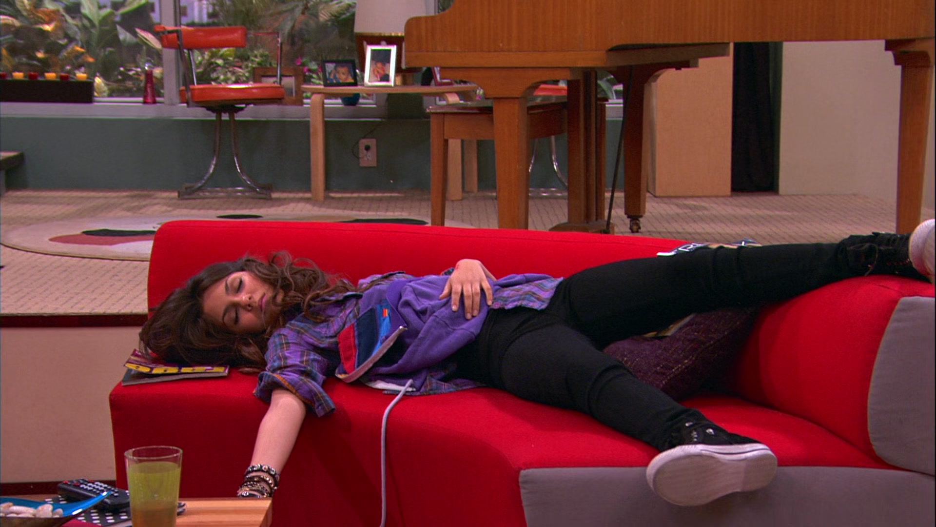 Victorious_S01E13_E14_FreakTheFreakOut_VJBR_3766.jpg