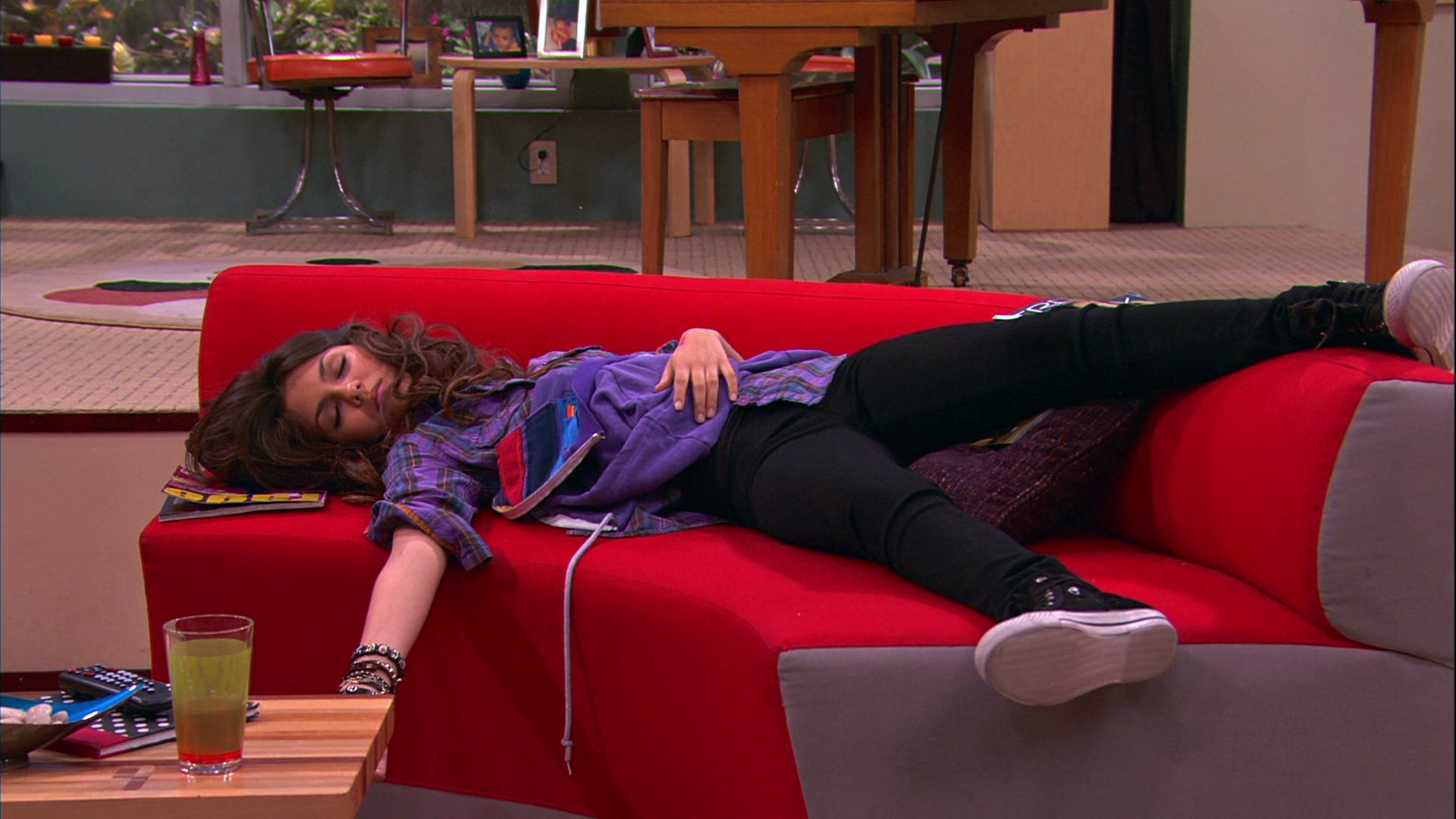 Victorious_S01E13_E14_FreakTheFreakOut_VJBR_3770.jpg